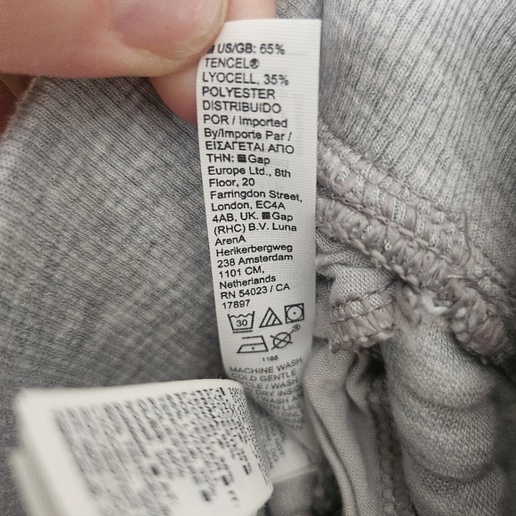 Athleta Barrel Leg Ribbed Quilted Cropped Sweatpants Joggers, Gray, XS Petite - Picture 9 of 9